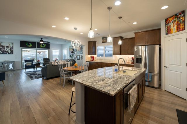 6359 W Pleasant Oak Court, Florence, AZ 85132