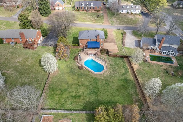 1503 Heritage Dr, Columbia, TN 38401