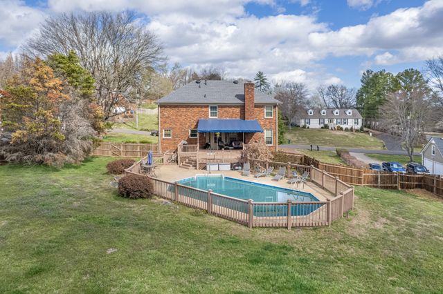 1503 Heritage Dr, Columbia, TN 38401