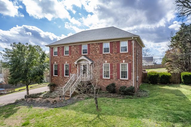 1503 Heritage Dr, Columbia, TN 38401