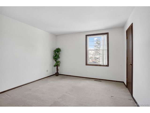 9222 W Hialeah Pl, Littleton, CO 80123