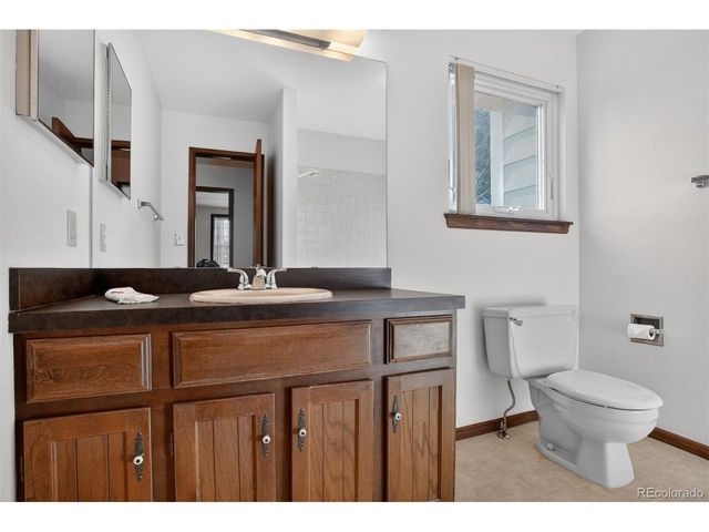 9222 W Hialeah Pl, Littleton, CO 80123