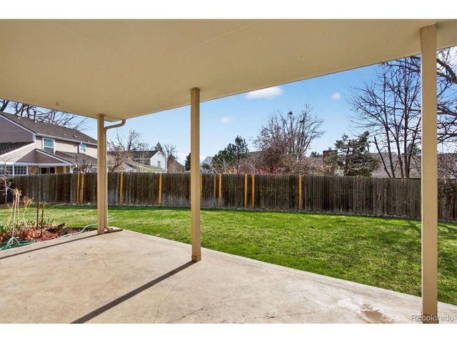 9222 W Hialeah Pl, Littleton, CO 80123