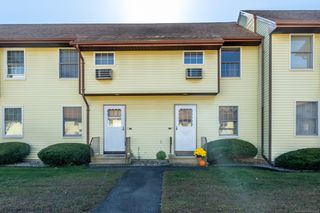 268 Hartford Turnpike APT B8, Tolland, CT 06084
