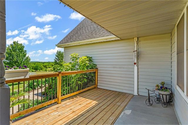 540 N 711 Road, Lawrence, KS 66047