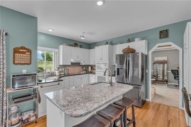 540 N 711 Road, Lawrence, KS 66047