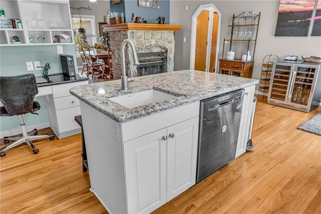 540 N 711 Road, Lawrence, KS 66047