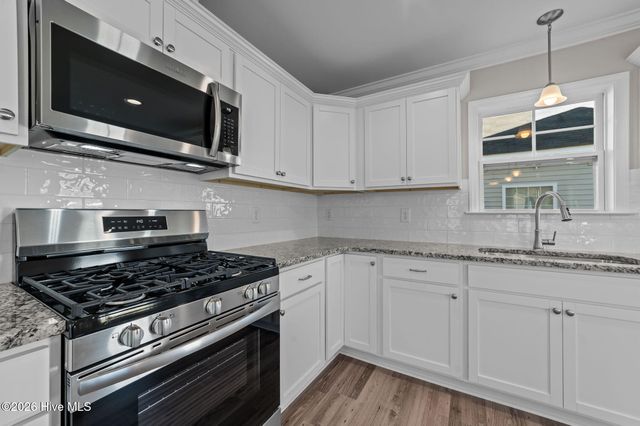 2333 Rhinestone Drive, Winterville, NC 28590