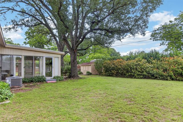 2101 Hermanson Drive, Waco, TX 76710