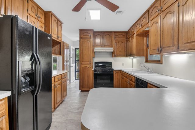2101 Hermanson Drive, Waco, TX 76710