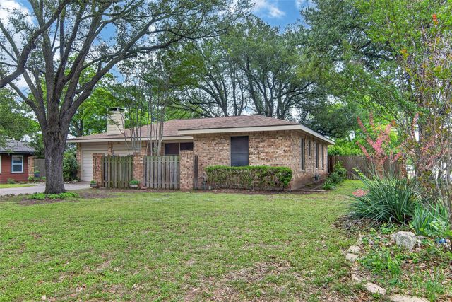 2101 Hermanson Drive, Waco, TX 76710