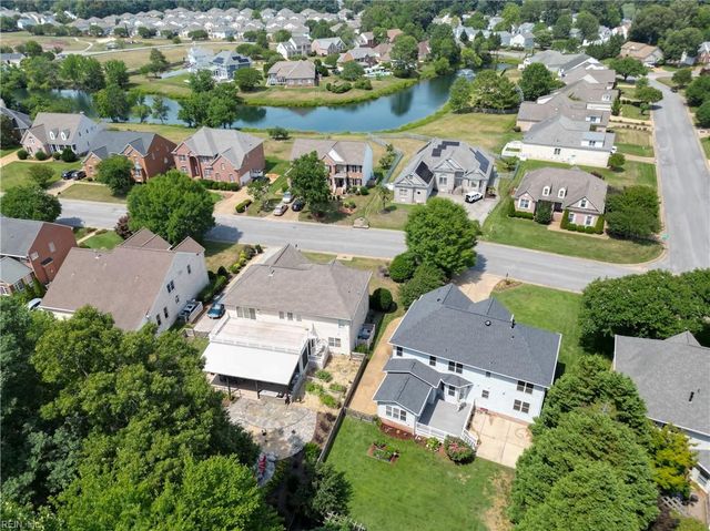 101 Shorewood TRCE, Yorktown, VA 23693