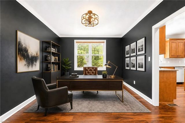 101 Shorewood TRCE, Yorktown, VA 23693