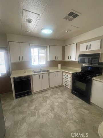 2230 Lake Park Drive 106, San Jacinto, CA 92583