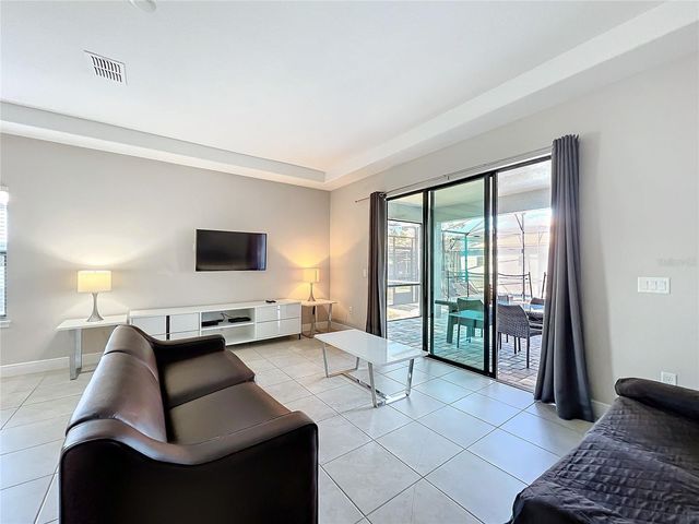 185 BROOKES PLACE, Haines City, FL 33844