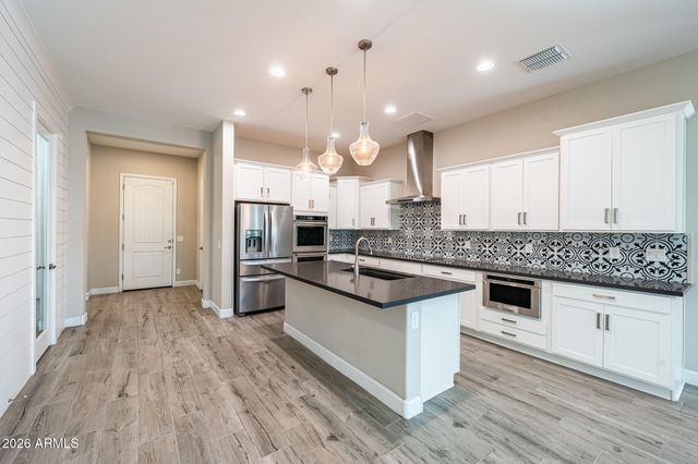 18177 W CACTUS FLOWER Drive, Goodyear, AZ 85338