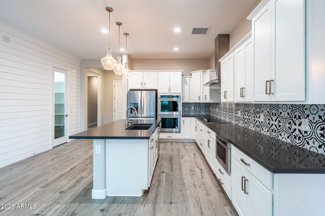 18177 W CACTUS FLOWER Drive, Goodyear, AZ 85338
