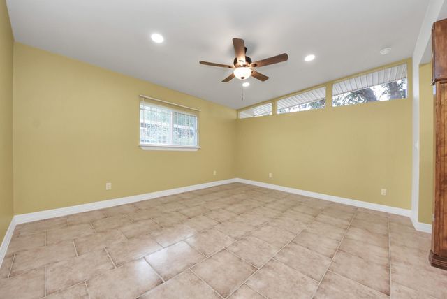 5326 Heatherbrook Drive, Houston, TX 77045