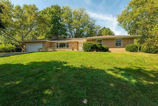 2285 Branson Road, Fitchburg, WI 53575