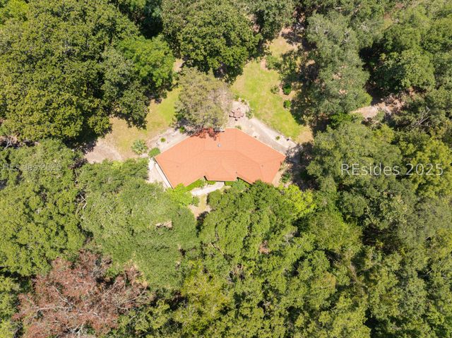 822 Knowles Island Rd, Ridgeland, SC 29936