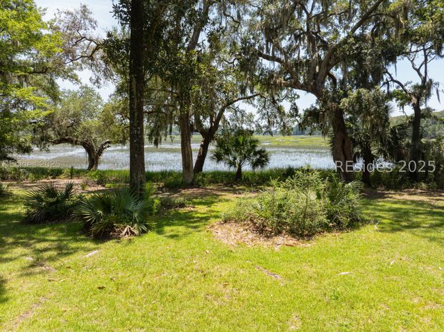 822 Knowles Island Rd, Ridgeland, SC 29936