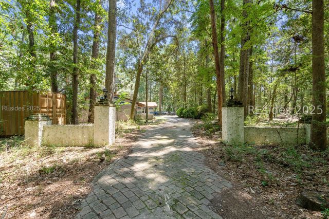 822 Knowles Island Rd, Ridgeland, SC 29936