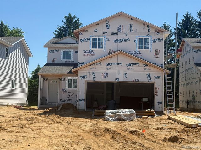 5751 Copper Tree Park, Waterford Charter Township, MI 48327