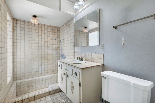 10600 Garden Grove, Porter Ranch, CA 91326