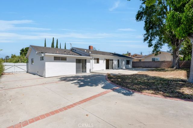 10600 Garden Grove, Porter Ranch, CA 91326