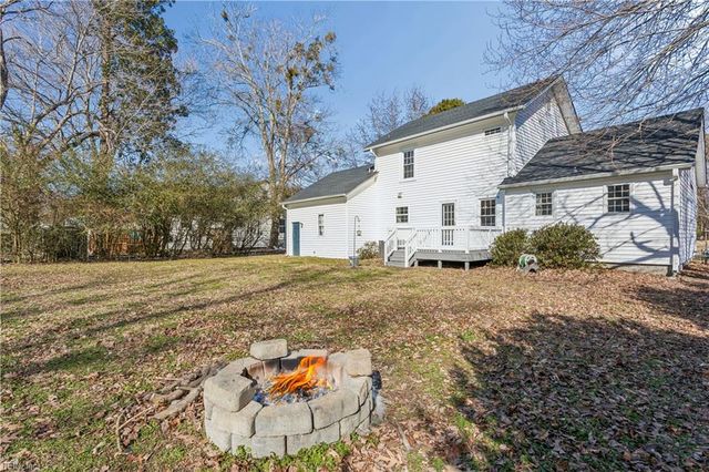 212 Deep Creek RD, Newport News, VA 23606