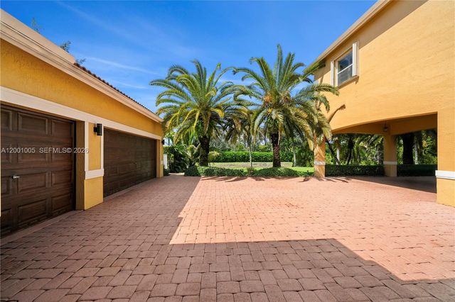 14130 SW 33rd ct, Davie, FL 33330