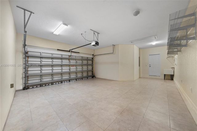 14130 SW 33rd ct, Davie, FL 33330