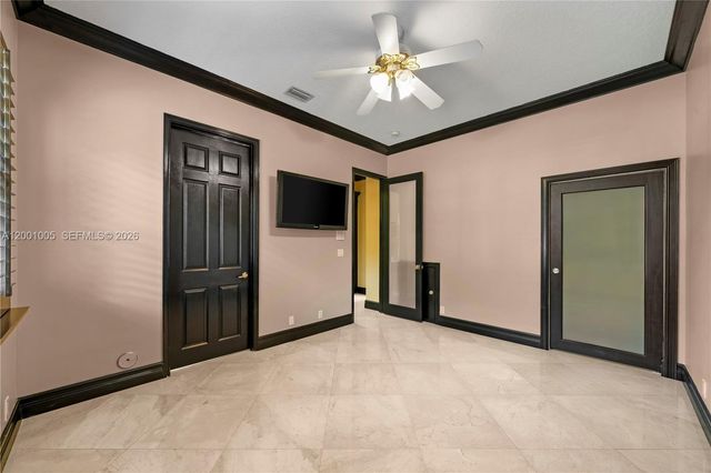 14130 SW 33rd ct, Davie, FL 33330