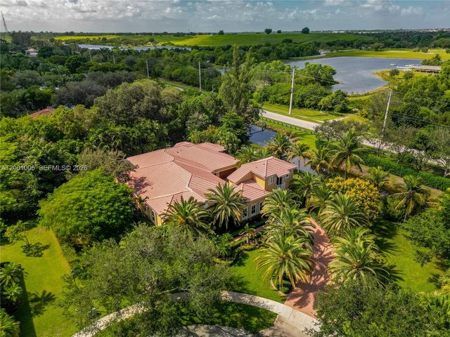 14130 SW 33rd ct, Davie, FL 33330