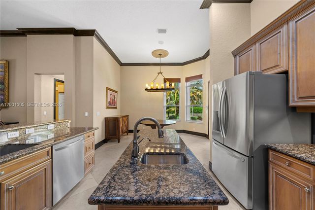 14130 SW 33rd ct, Davie, FL 33330