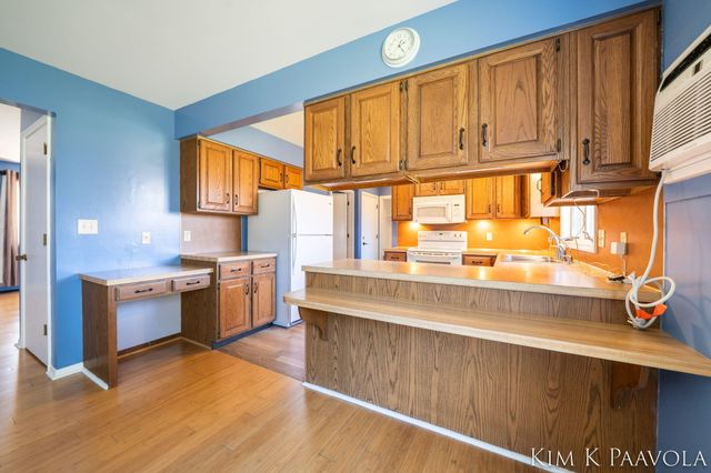 260 Vine Street Se, Caledonia Vlg, MI 49316