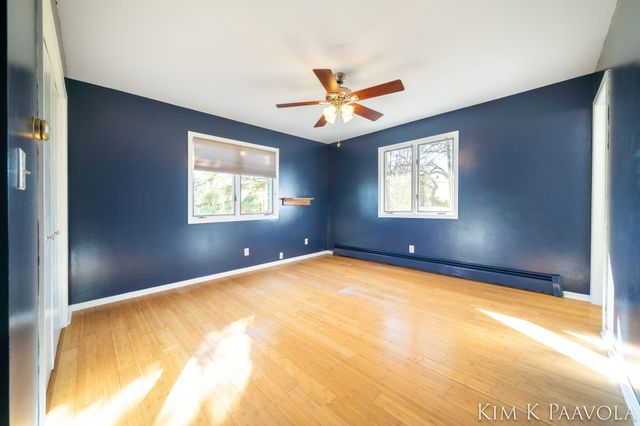 260 Vine Street Se, Caledonia Vlg, MI 49316