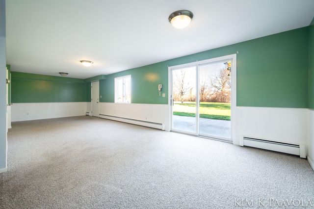 260 Vine Street Se, Caledonia Vlg, MI 49316