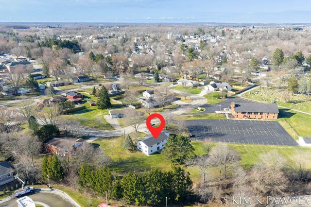 260 Vine Street Se, Caledonia Vlg, MI 49316