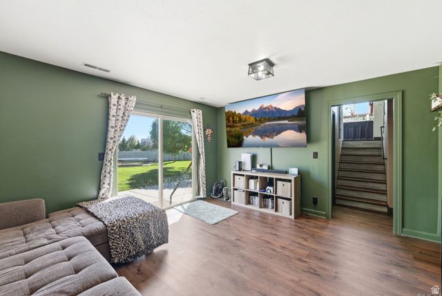 257 E 1100 N, Harrisville, UT 84404