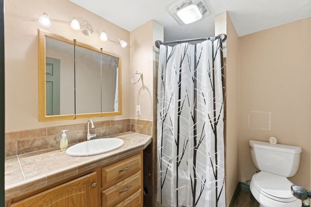 257 E 1100 N, Harrisville, UT 84404