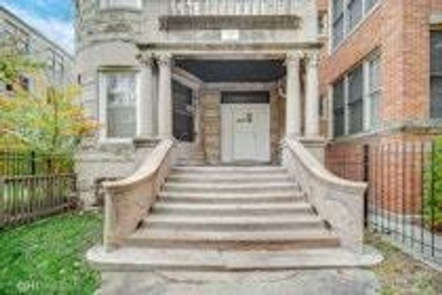 4330 S Dr Martin Luther King Jr Drive 1, Chicago, IL 60653