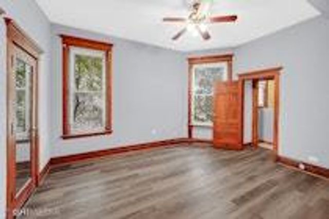 4330 S Dr Martin Luther King Jr Drive 1, Chicago, IL 60653
