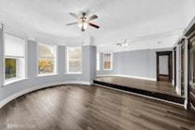 4330 S Dr Martin Luther King Jr Drive 1, Chicago, IL 60653