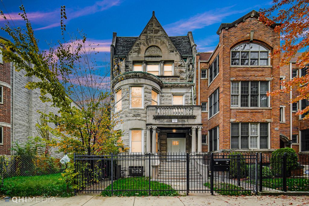 4330 S Dr Martin Luther King Jr Drive 1, Chicago, IL 60653