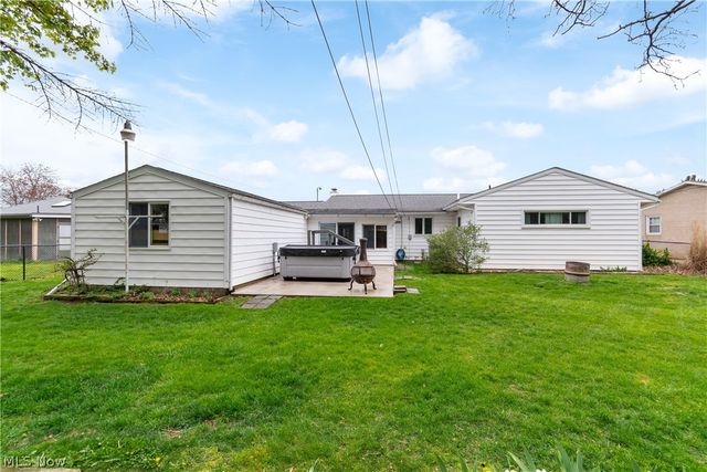 1432 Keuper Boulevard NE, Massillon, OH 44646
