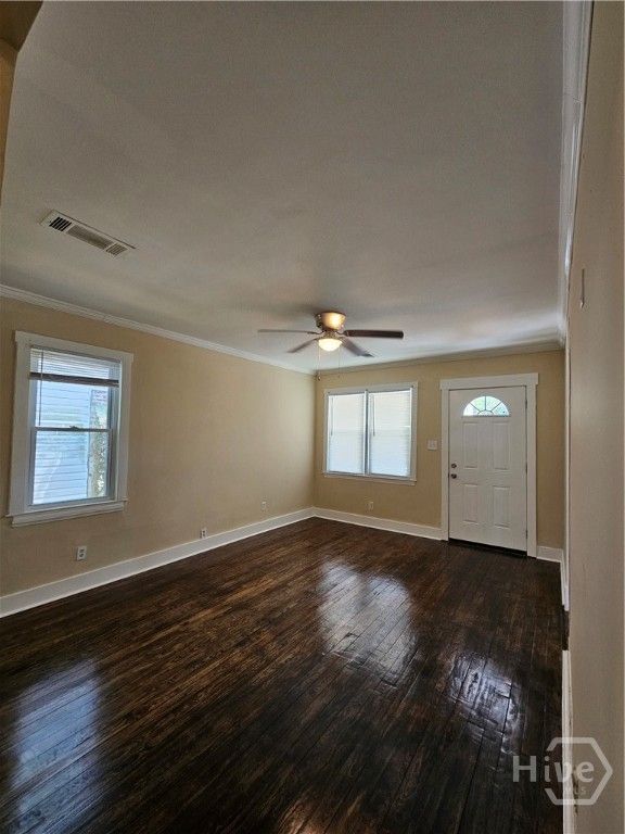 Image 14 of property listing at 22 W 59th Street, Savannah, GA 31405