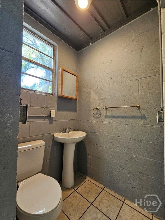 Image 56 of property listing at 22 W 59th Street, Savannah, GA 31405