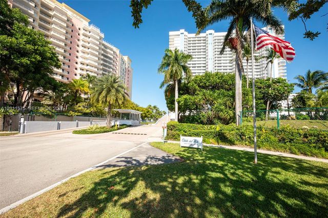 881 Ocean Dr 7D, Key Biscayne, FL 33149