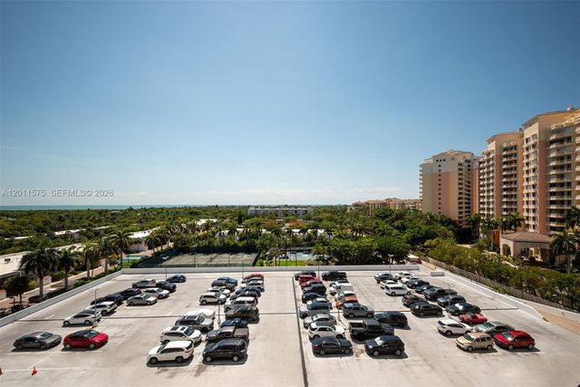 881 Ocean Dr 7D, Key Biscayne, FL 33149